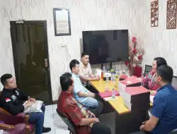 Kejari Jakarta Utara Serahkan Tersangka dan Barang Bukti Tindak Pidana Cukai